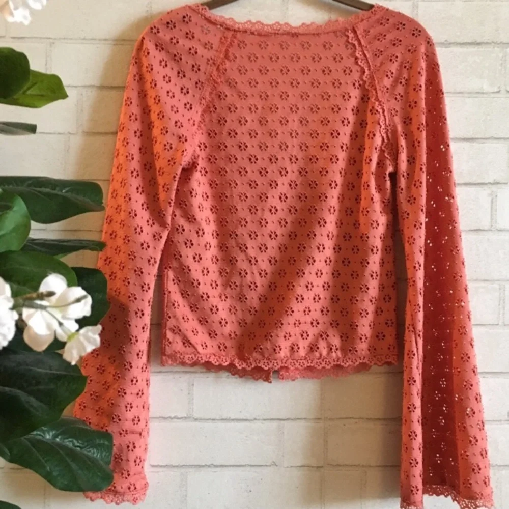 FREE PEOPLE Eyelet Blouse Bell Sleeves + Buttons Size Small